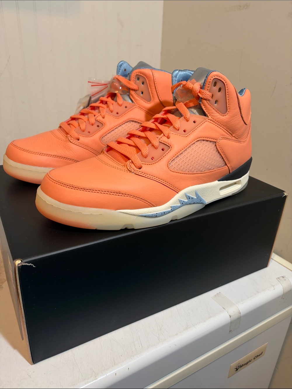 Jordan 5 Retro DJ Kaled “ Crimson Bliss Release date 2/23 DV4982-641 BNIB!